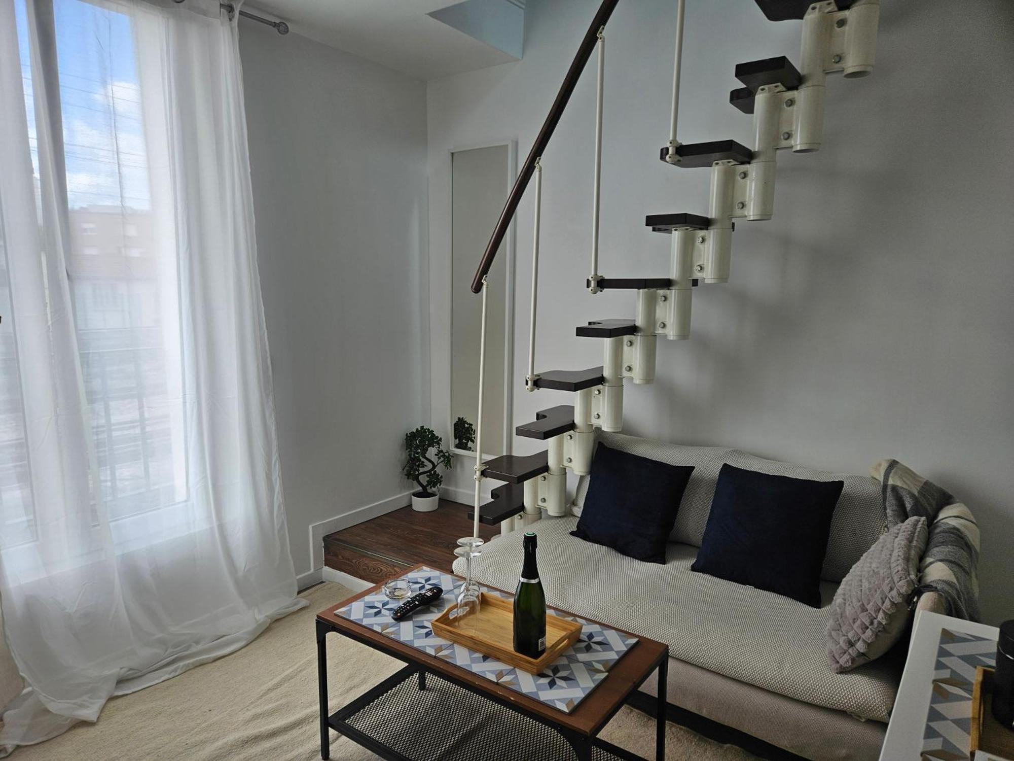 Apartment Grand Duplex Stade De France 21 Pour 4 Personnes *